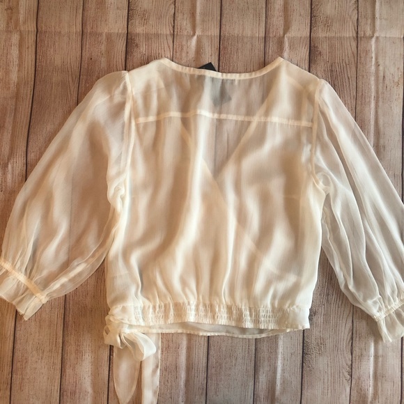 Abercrombie Tie Front Blouse - Picture 2 of 4